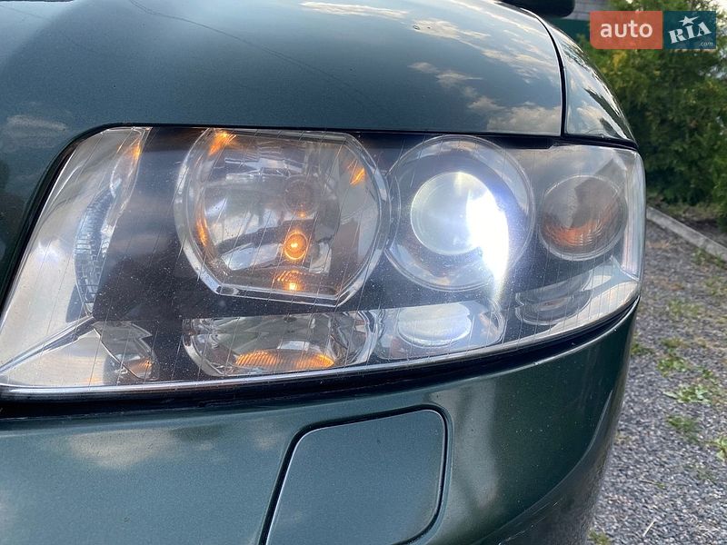 Универсал Audi A4 2001 в Рокитном