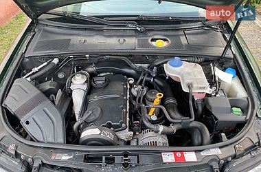 Универсал Audi A4 2001 в Рокитном