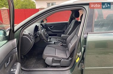 Универсал Audi A4 2001 в Рокитном