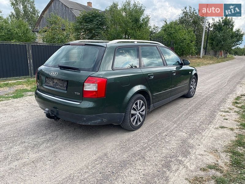 Универсал Audi A4 2001 в Рокитном