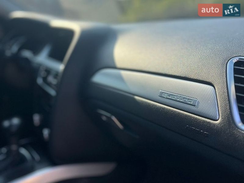 Седан Audi A4 2012 в Вінниці