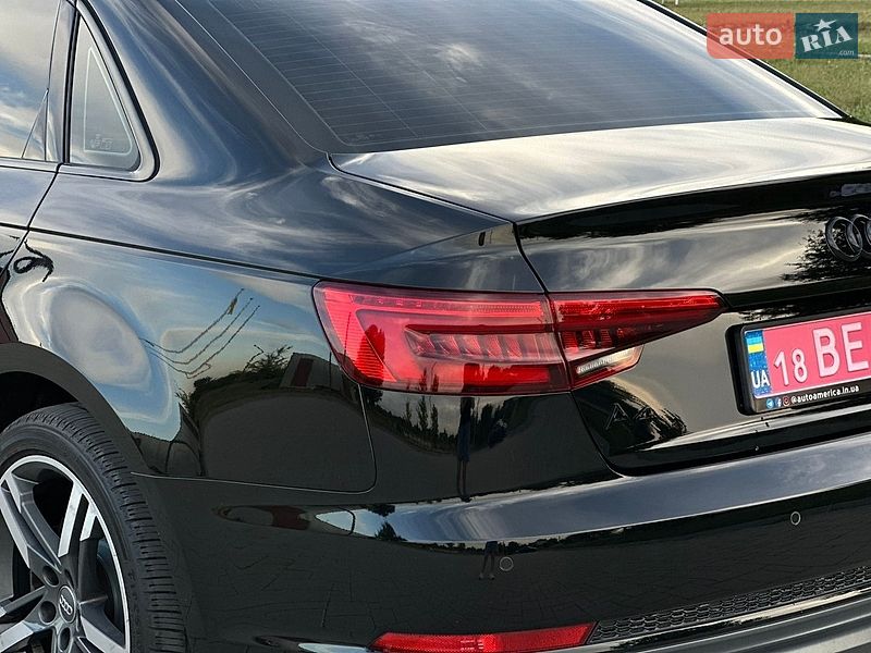 Седан Audi A4 2017 в Рівному
