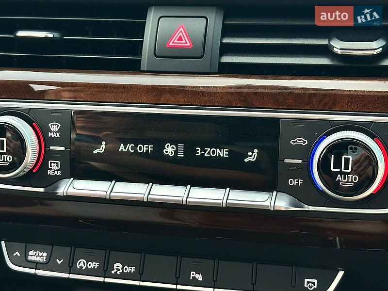 Седан Audi A4 2017 в Рівному