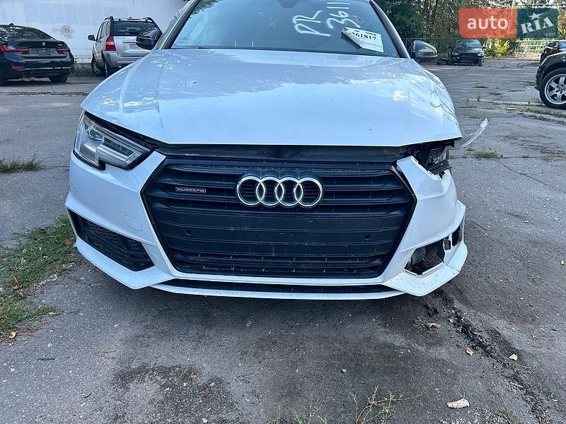 Седан Audi A4 2018 в Києві