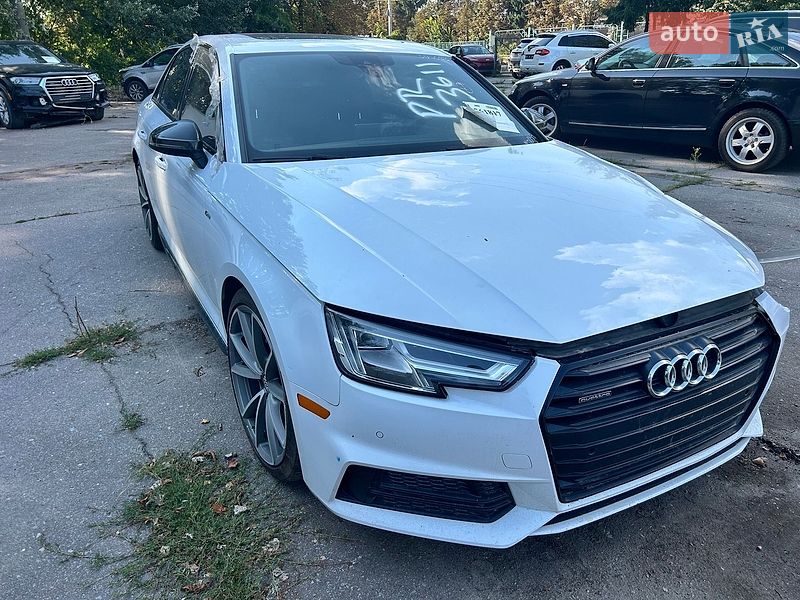Седан Audi A4 2018 в Києві