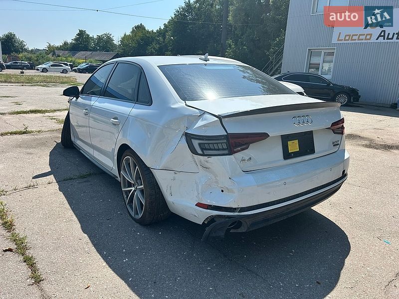 Седан Audi A4 2018 в Києві
