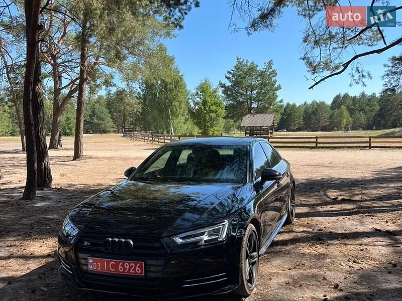 Audi A4 2017