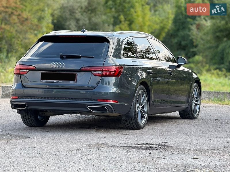 Універсал Audi A4 2019 в Дрогобичі