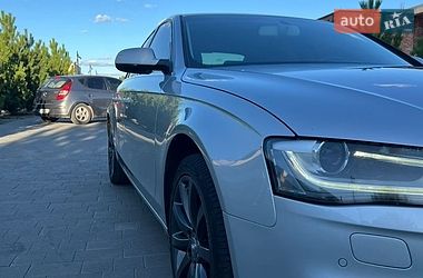 Седан Audi A4 2012 в Сумах