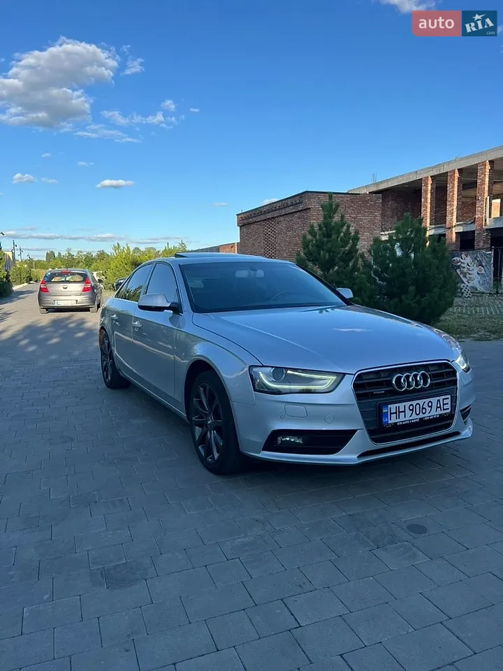 2011 Audi A4 - мініатюра 16