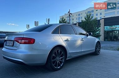 Седан Audi A4 2012 в Сумах