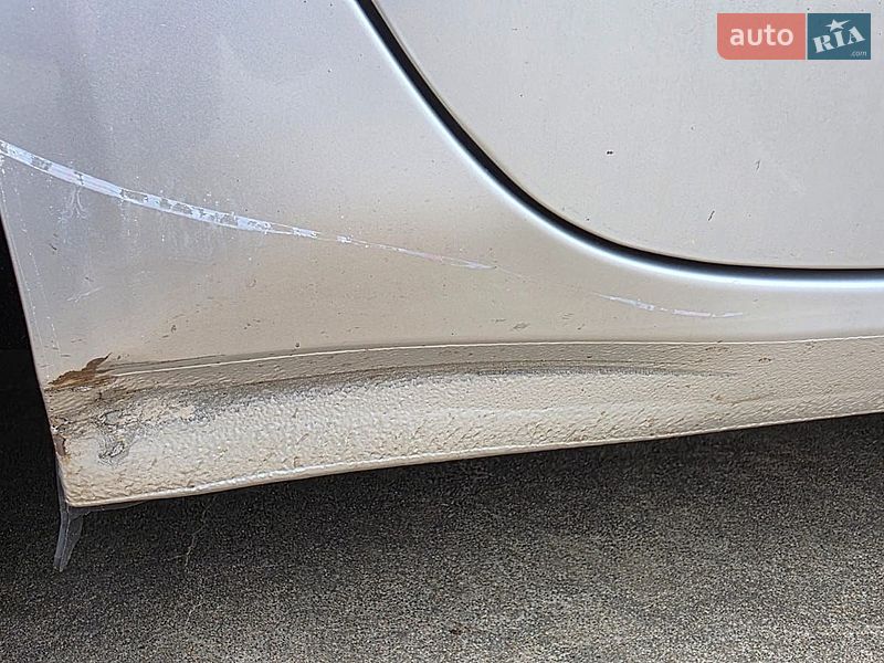 Седан Audi A4 2012 в Сумах