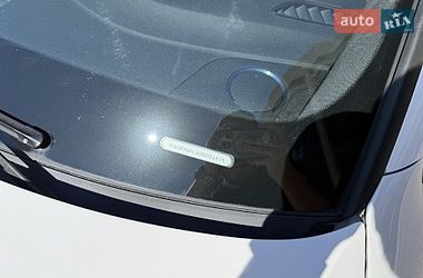 Седан Audi A4 2015 в Киеве