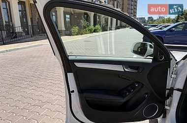 Седан Audi A4 2015 в Киеве