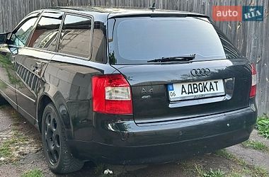 Универсал Audi A4 2002 в Коростене