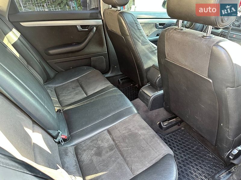 Универсал Audi A4 2002 в Коростене