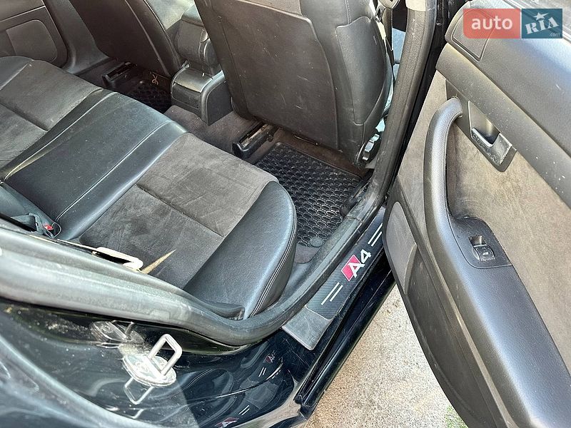 Универсал Audi A4 2002 в Коростене