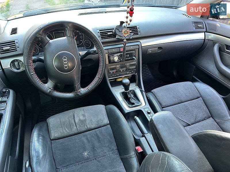 Универсал Audi A4 2002 в Коростене