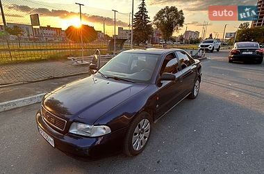 Седан Audi A4 1995 в Харкові