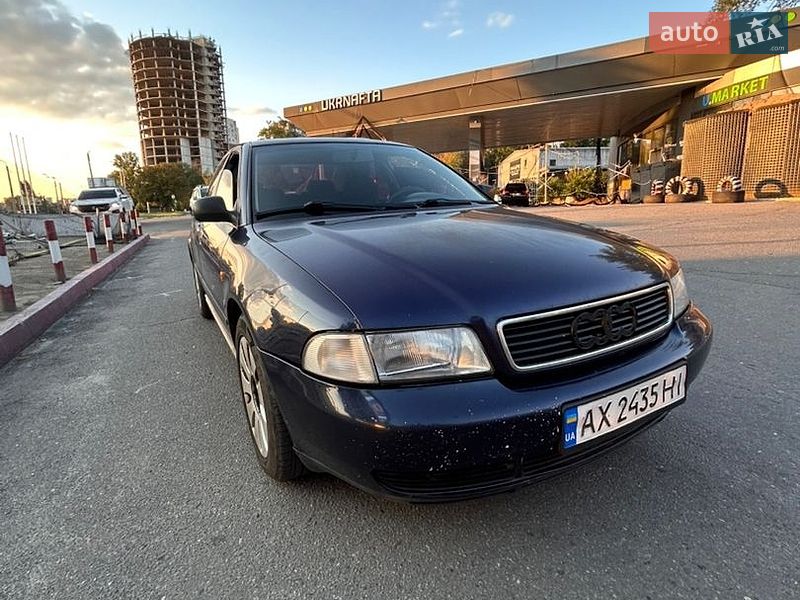 Седан Audi A4 1995 в Харкові