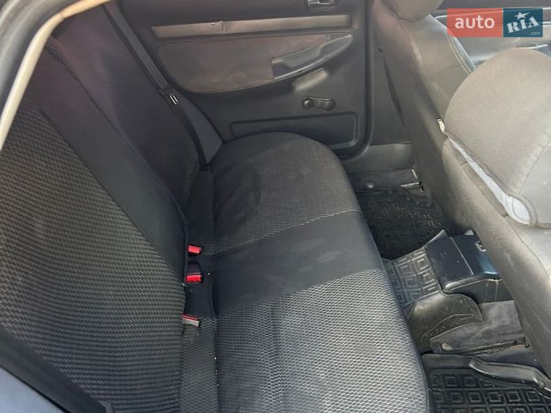 Седан Audi A4 1995 в Харкові