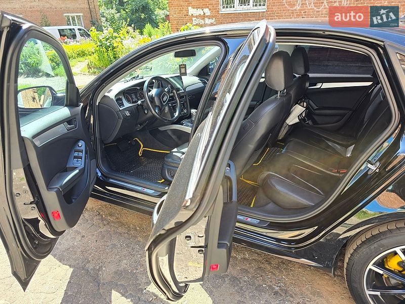 Седан Audi A4 2015 в Сумах