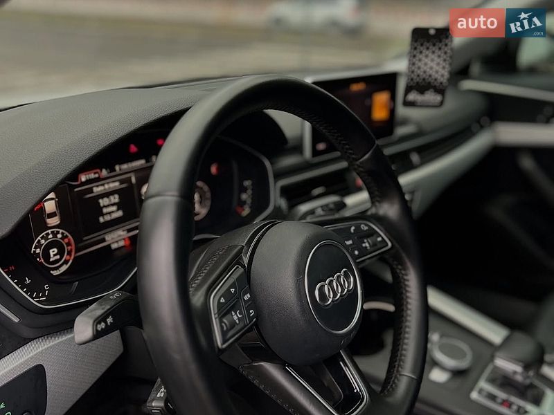 Седан Audi A4 2016 в Виннице