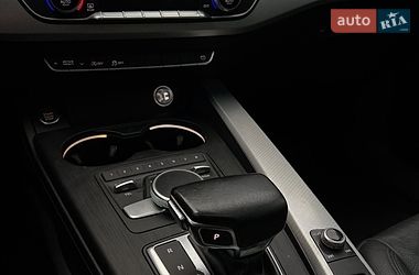 Седан Audi A4 2016 в Виннице