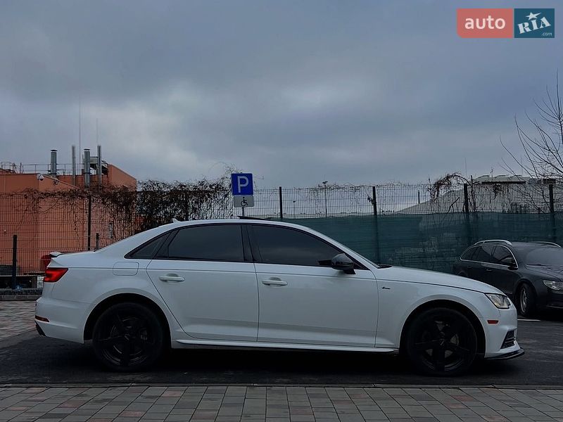 Седан Audi A4 2016 в Виннице