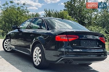 Седан Audi A4 2015 в Львові