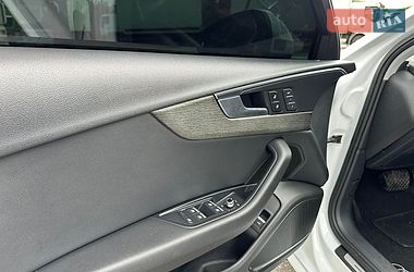 Седан Audi A4 2018 в Вінниці