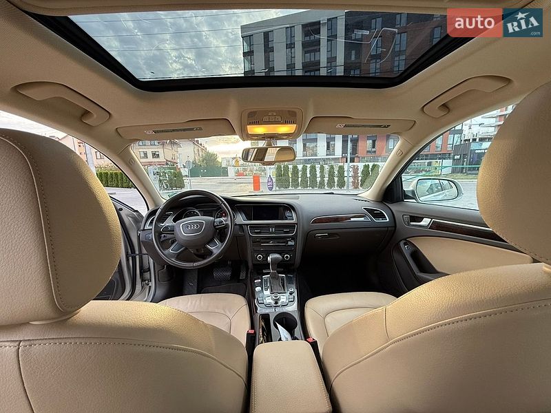 Седан Audi A4 2013 в Львове