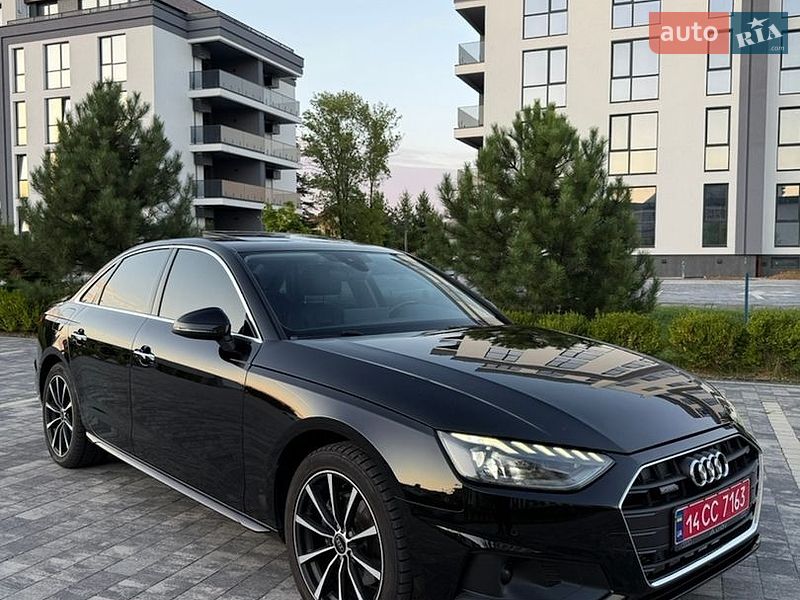 Седан Audi A4 2021 в Мукачевому