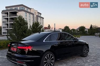 Седан Audi A4 2021 в Мукачевому