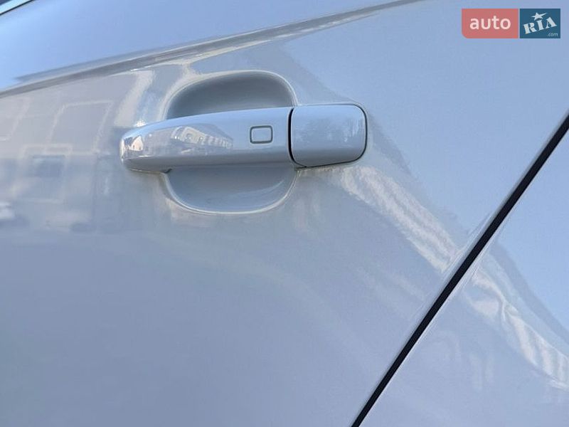 Седан Audi A4 2013 в Вінниці