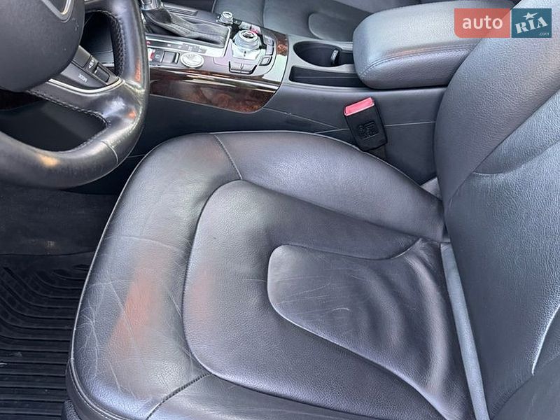 Седан Audi A4 2013 в Вінниці