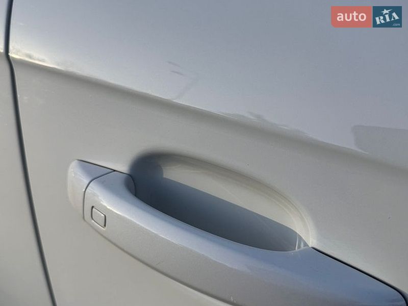 Седан Audi A4 2013 в Вінниці