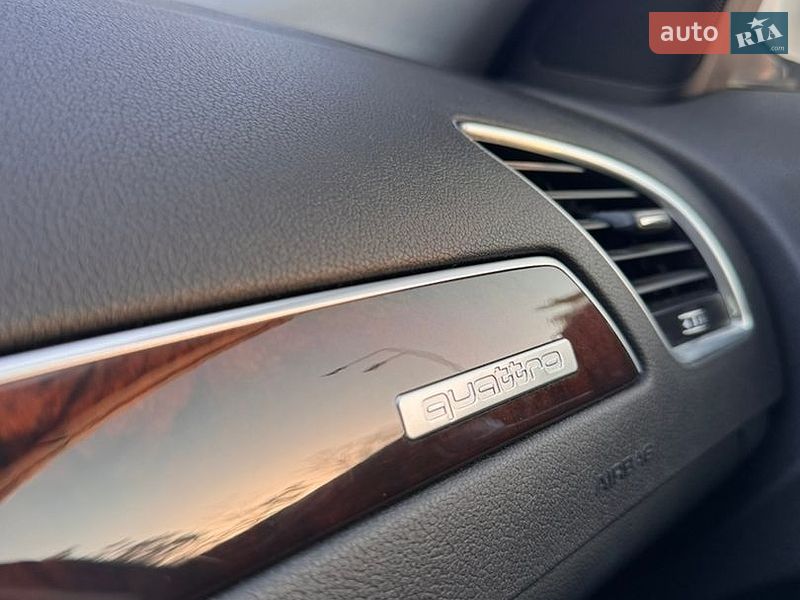Седан Audi A4 2013 в Вінниці
