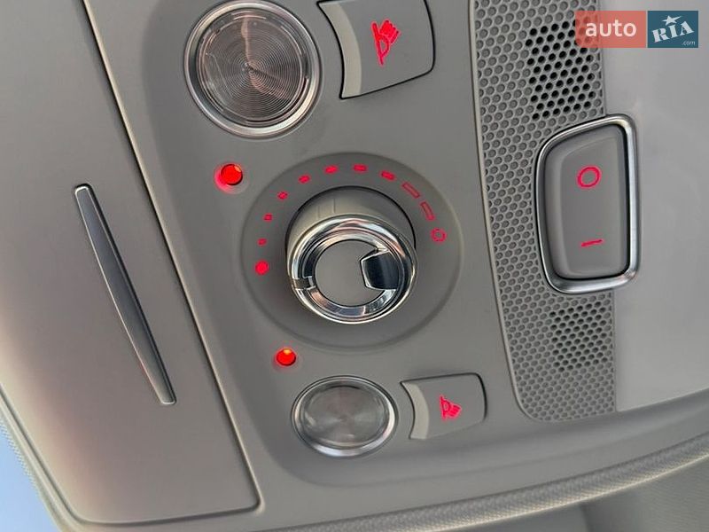 Седан Audi A4 2013 в Вінниці