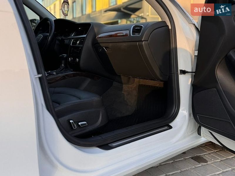 Седан Audi A4 2013 в Вінниці