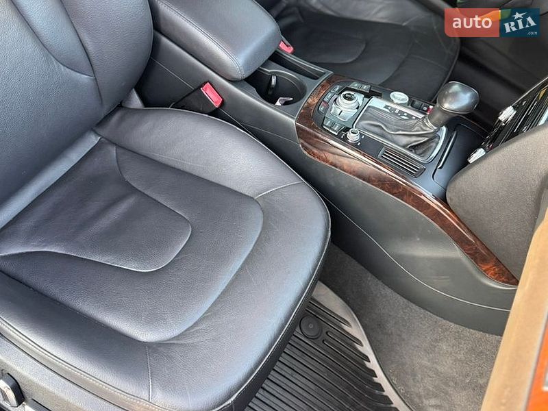 Седан Audi A4 2013 в Вінниці