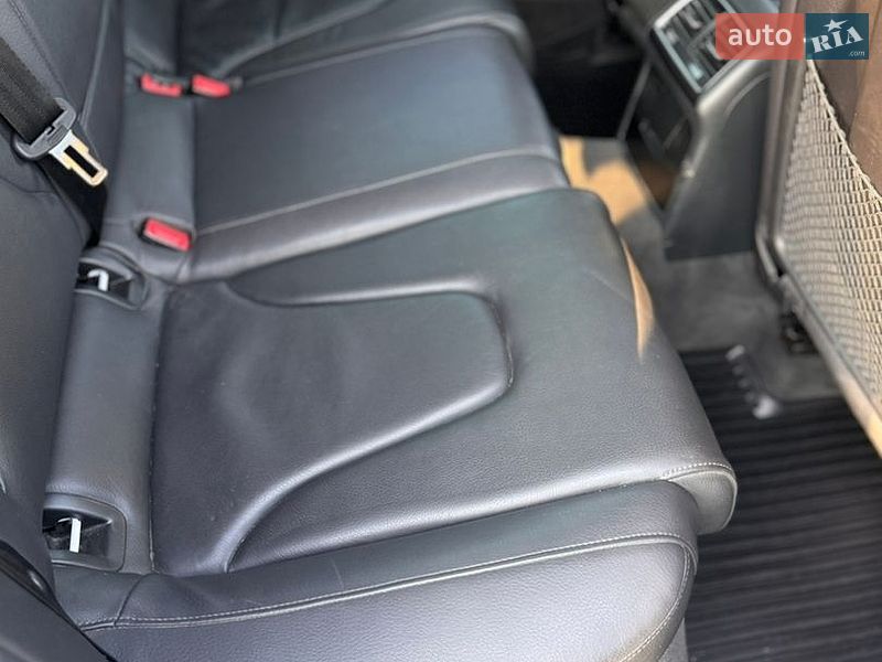 Седан Audi A4 2013 в Вінниці