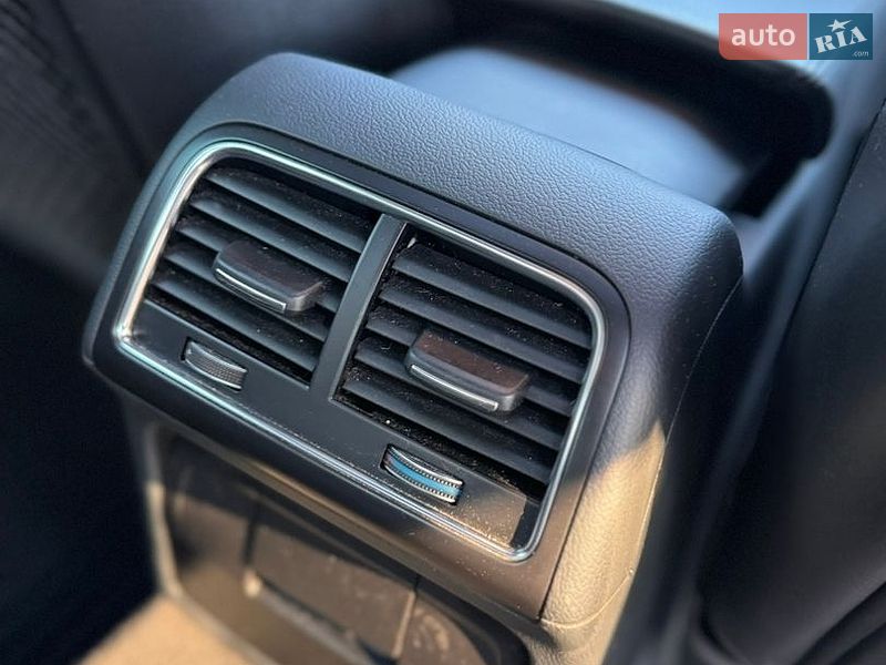 Седан Audi A4 2013 в Вінниці
