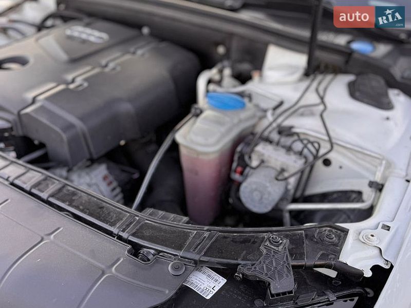 Седан Audi A4 2013 в Вінниці