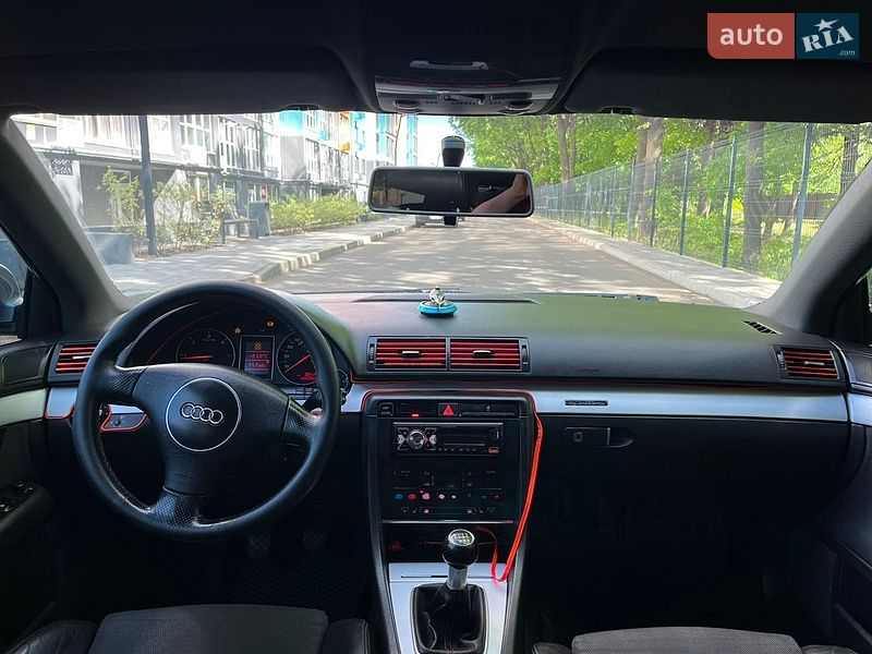 Универсал Audi A4 2002 в Чернигове