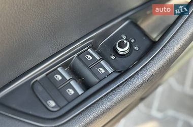 Седан Audi A4 2016 в Дніпрі