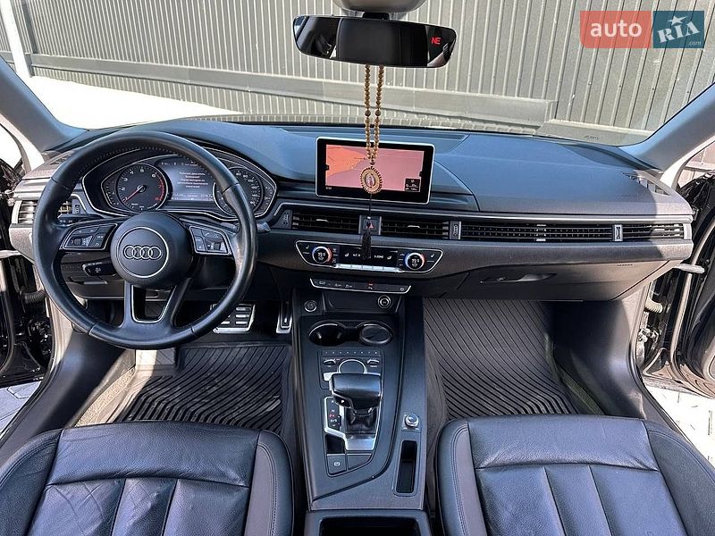 Седан Audi A4 2016 в Дніпрі