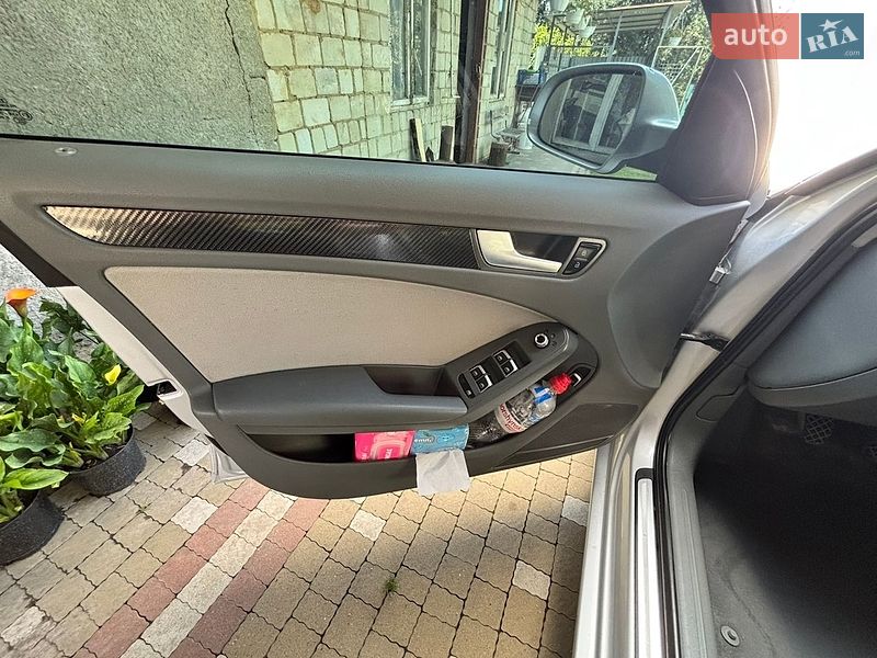 Седан Audi A4 2013 в Миколаєві