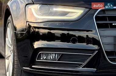 Седан Audi A4 2012 в Тернополе