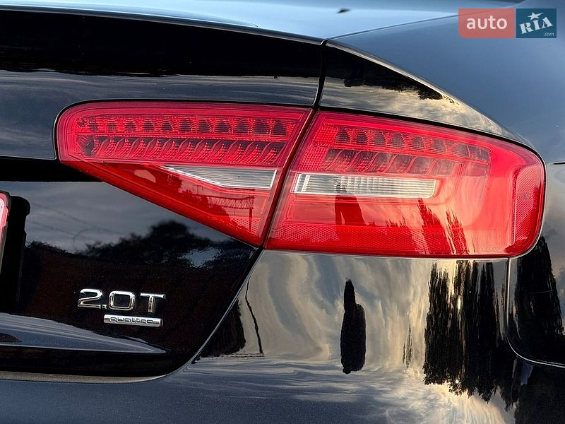 Седан Audi A4 2012 в Тернополе